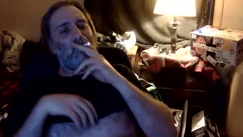 Snapshot of geoffbmn chatting on April 5, 10:23 am geoffbmn online show from April 5, 10:23 am