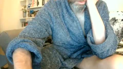 Geon online show from August 2, 10:30 pm