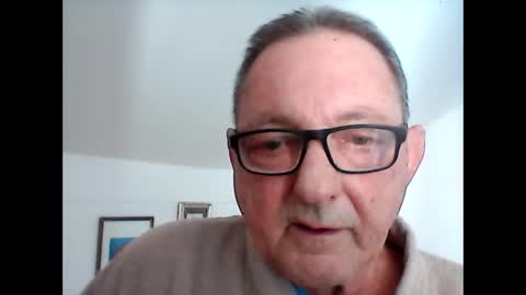 Snapshot of georg1412 chatting on March 6, 8:19 am georg1412 online show from March 6, 8:19 am