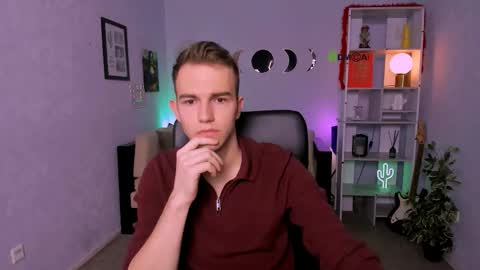 Snapshot of georg_ley chatting on March 6, 6:43 am Georg online show from March 6, 6:43 am