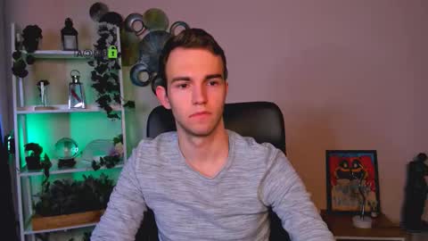 Snapshot of georg_ley chatting on March 16, 6:39 am Georg online show from March 16, 6:39 am