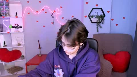 Snapshot of georg_ley chatting on March 22, 10:07 am Georg online show from March 22, 10:07 am