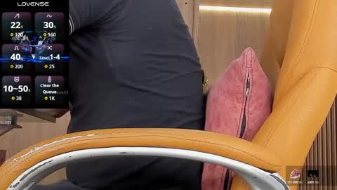 Snapshot of george_diesell_ chatting on September 18, 11:18 pm George online show from September 18, 11:18 pm