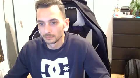 Snapshot of georgek0011 chatting on September 28, 7:19 pm georgek0011 online show from September 28, 7:19 pm