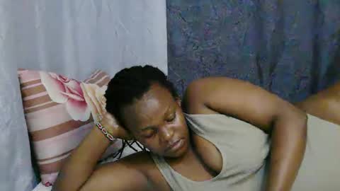 georgeous_kimberly online show from September 19, 6:52 pm