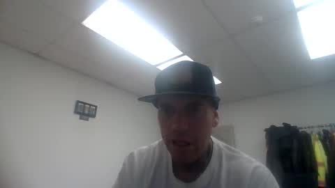 georgeschneider5858 online show from October 5, 8:56 am