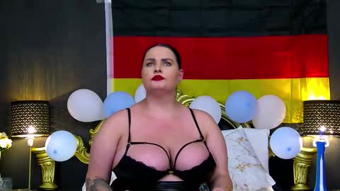 GeorgiaLerox online show from September 30, 1:05 pm