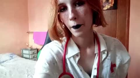 Ellie online show from June 18, 3:49 pm