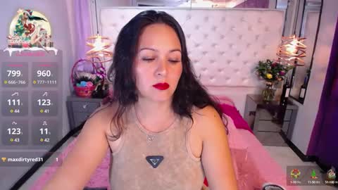 Snapshot of georgina_mussk chatting on December 14, 9:13 pm Georgina online show from December 14, 9:13 pm