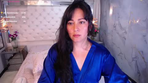 Snapshot of georgina_mussk chatting on February 12, 11:09 pm Georgina online show from February 12, 11:09 pm