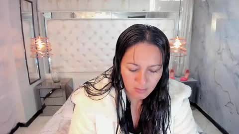 Snapshot of georgina_mussk chatting on March 8, 12:41 pm Georgina online show from March 8, 12:41 pm