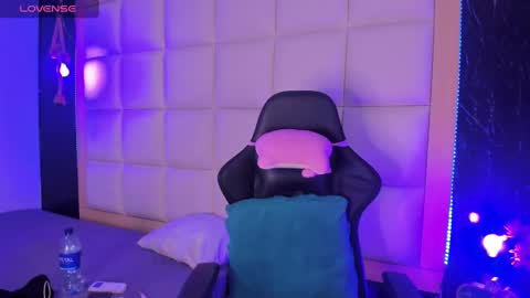 Georgina  online show from March 11, 12:50 pm