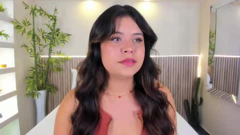 GeorginaReyes  online show from June 2, 10:34 pm