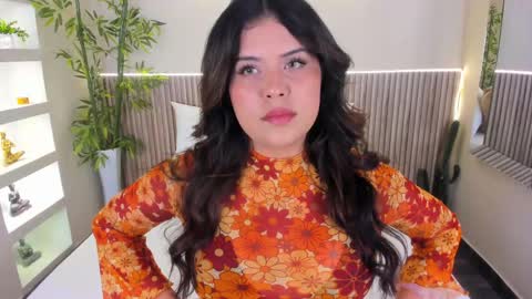 GeorginaReyes  online show from June 6, 10:47 pm