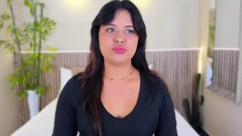 GeorginaReyes  online show from July 13, 5:49 pm