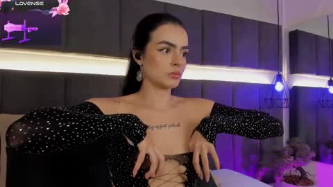 Snapshot of georginna_sins chatting on February 10, 1:46 am Kendal online show from February 10, 1:46 am