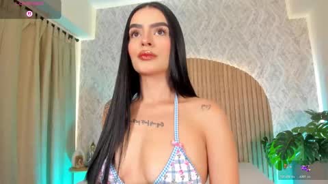 Snapshot of georginna_sins chatting on November 13, 2:49 pm Kendal online show from November 13, 2:49 pm