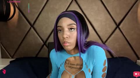 Snapshot of georgis__ chatting on November 1, 8:33 pm Georgina online show from November 1, 8:33 pm