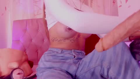 geraldinesuaan online show from February 17, 2:48 pm