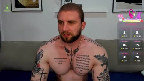 Snapshot of gerard_finbar chatting on November 6, 6:36 am Gerard Finbar online show from November 6, 6:36 am