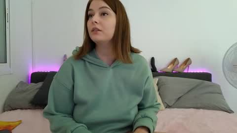 Nadine online show from December 26, 4:58 pm