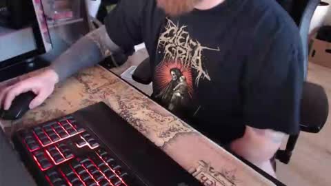 Snapshot of germantattoo94 chatting on April 9, 4:12 pm germantattoo94 online show from April 9, 4:12 pm