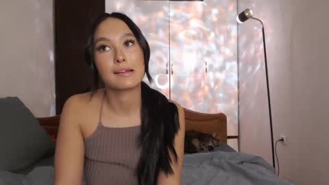 Snapshot of germiona_shine chatting on February 15, 1:10 am Germiona online show from February 15, 1:10 am