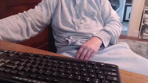 Snapshot of gethoggy chatting on December 20, 8:49 pm gethoggy online show from December 20, 8:49 pm