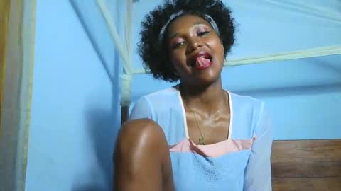 gggloria online show from December 2, 7:36 am