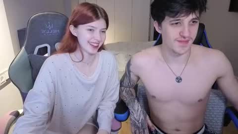 Snapshot of ggoppolsme chatting on October 15, 5:57 pm Ester and Ri online show from October 15, 5:57 pm