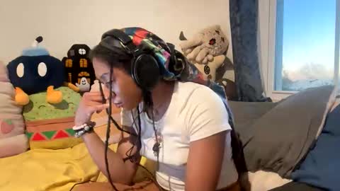 Snapshot of ghastgirlt_t chatting on October 30, 11:05 pm ghastgirlt_t online show from October 30, 11:05 pm