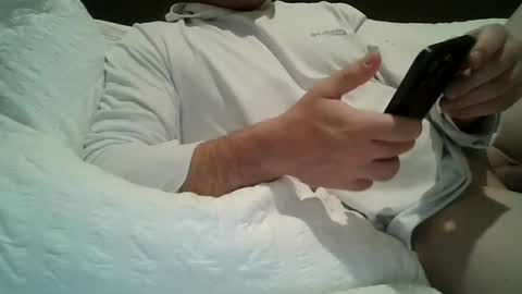 Snapshot of ghoangel chatting on March 8, 10:52 am Gangel online show from March 8, 10:52 am