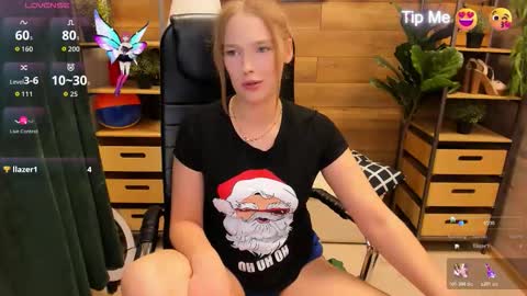 Snapshot of ghostly_temptation chatting on October 25, 8:47 pm Sweety online show from October 25, 8:47 pm