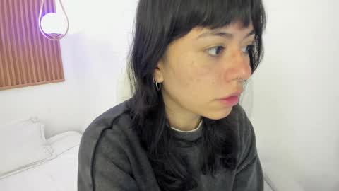 Milaa online show from May 21, 1:51 pm