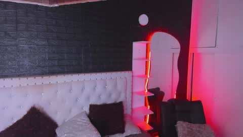 Allison  online show from January 30, 1:22 am