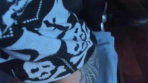 Allison  online show from February 11, 3:18 pm