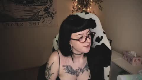 ghoticspectre online show from April 29, 5:30 pm