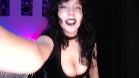 Annie   Im going to be offline from 29nov to 3dec online show from April 30, 11:53 pm