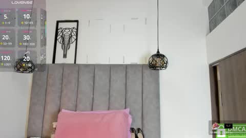 Darlliny online show from September 28, 11:26 am