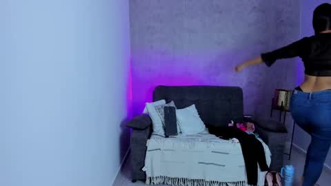 Gia online show from September 11, 5:46 pm