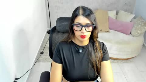Snapshot of gia_watsonn chatting on May 23, 6:34 pm Gia online show from May 23, 6:34 pm