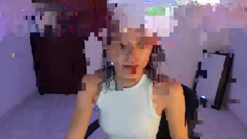 GIA WHITE Independet  online show from December 17, 7:14 am