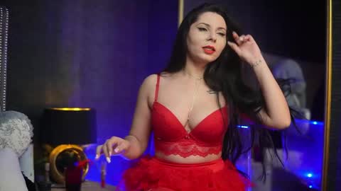  Gia  online show from April 28, 5:51 pm