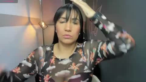 Snapshot of giafox_ chatting on December 18, 12:18 pm G I A FOX online show from December 18, 12:18 pm