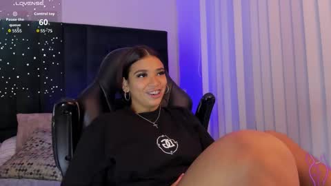 Gia  online show from December 22, 6:16 pm