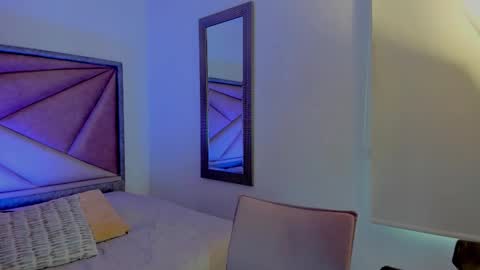 Gia  online show from February 22, 6:06 pm