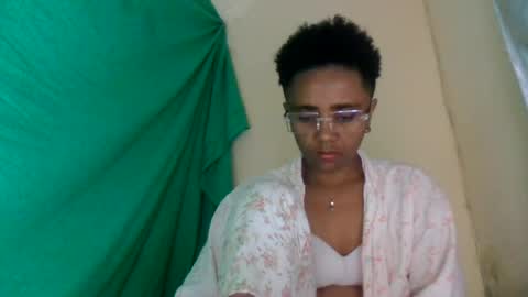 gialbloody online show from July 25, 11:08 am