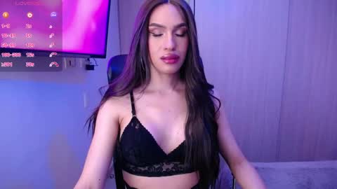 Gia Mint  online show from May 24, 2:16 am