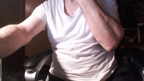 Gianni9000000 online show from February 4, 8:49 pm