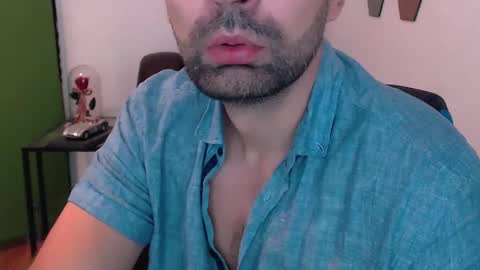 Gianni online show from December 4, 1:03 am